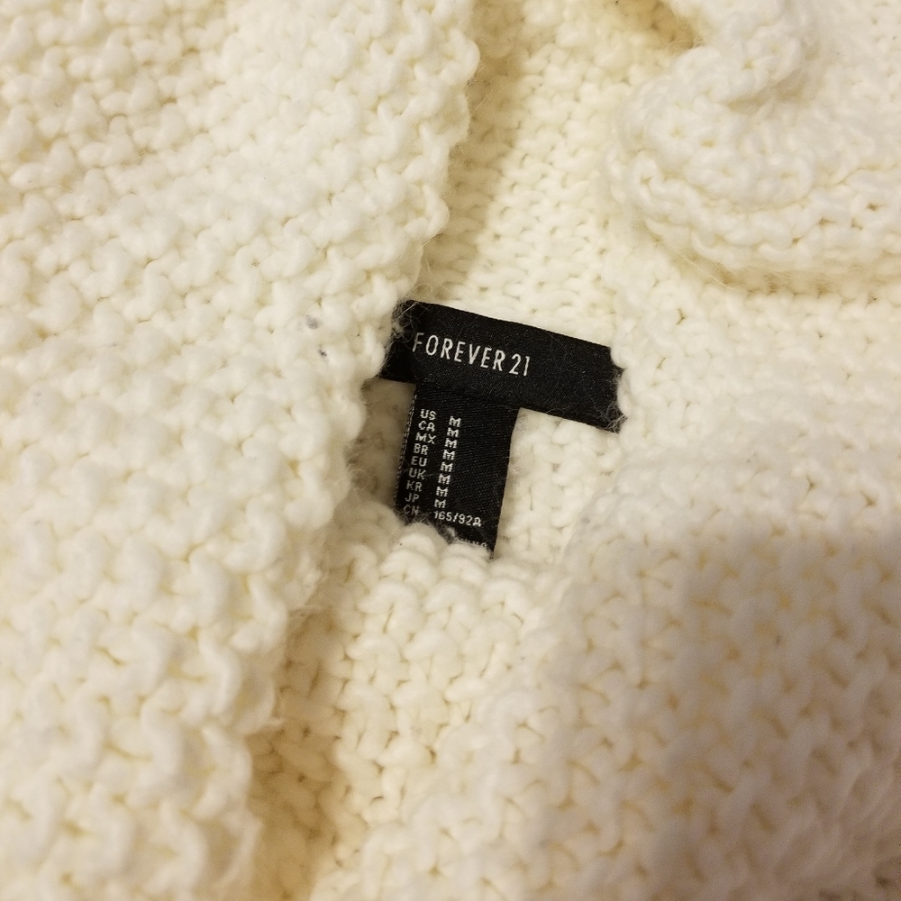 Oversized knitted sweater - Picture 2 of 2